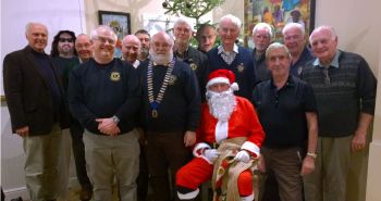 Lions and Santa 2016